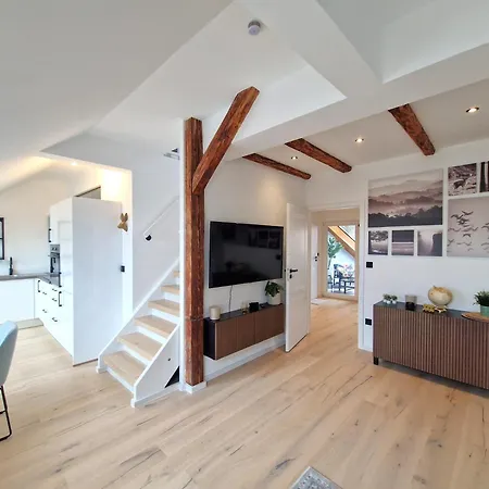 Moderne In Apartamento